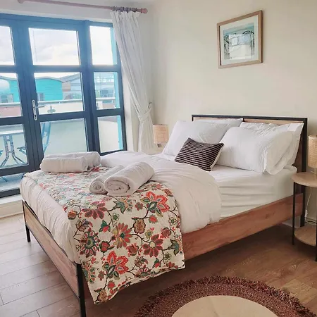 Panoramic Two-Bedroom Penthouse Cork Extérieur photo