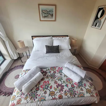 Panoramic Two-Bedroom Penthouse Cork Extérieur photo